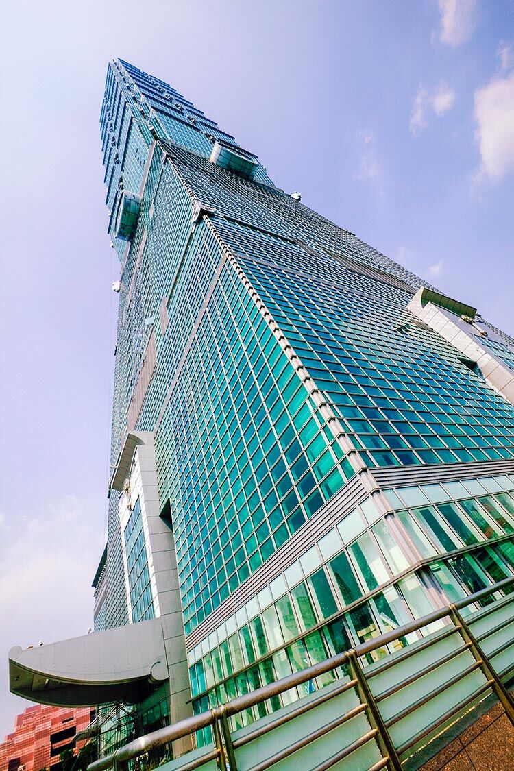 Pencakar Langit Taipei 101