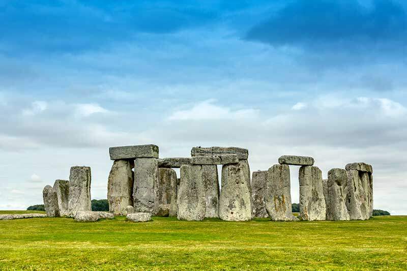 Tugu Stonehenge