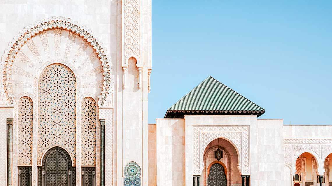 Masjid putih di Casablanca