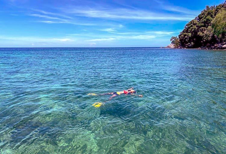 Aktiviti snorkeling di Pulau Sulug