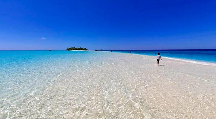 Keindahan pantai putih pulau Timba-Timba