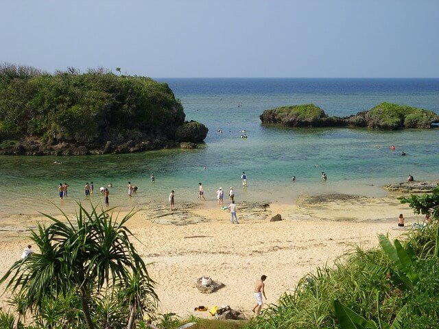 Pantai Okinawa