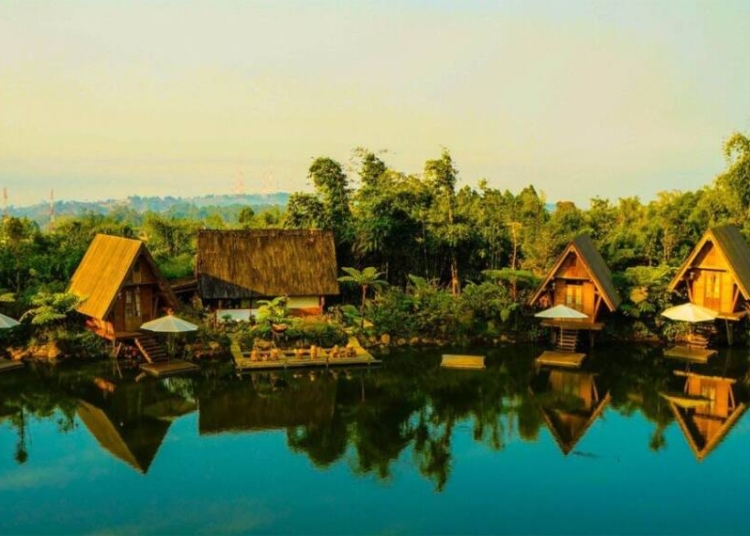 Keindahan Dusun Bambu Lembang