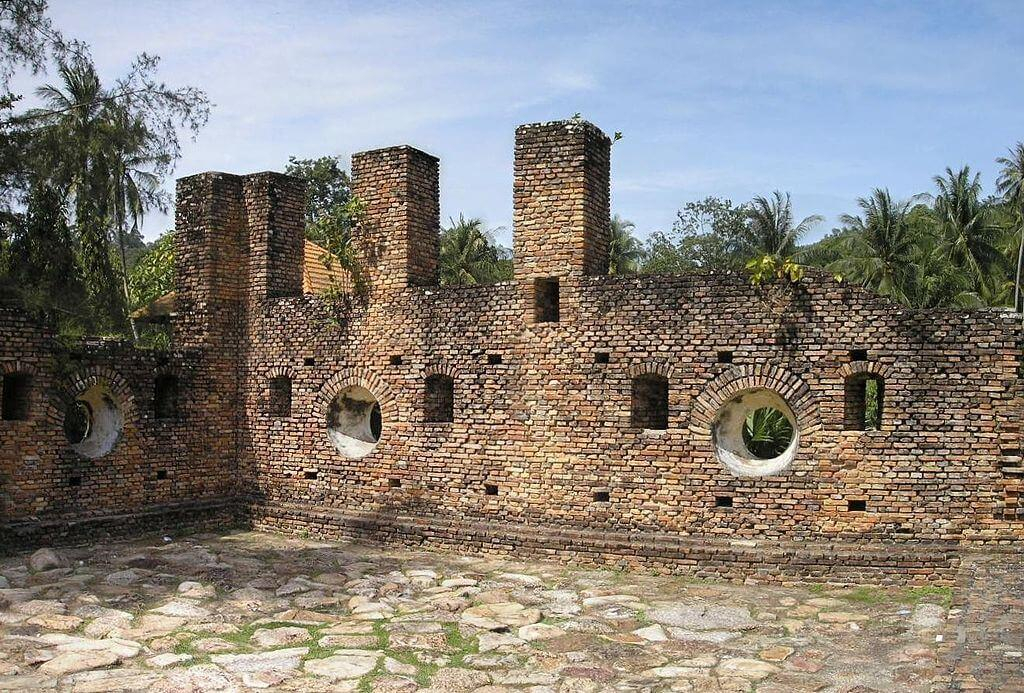 Kota Belanda di Pangkor (Dutch Fort)