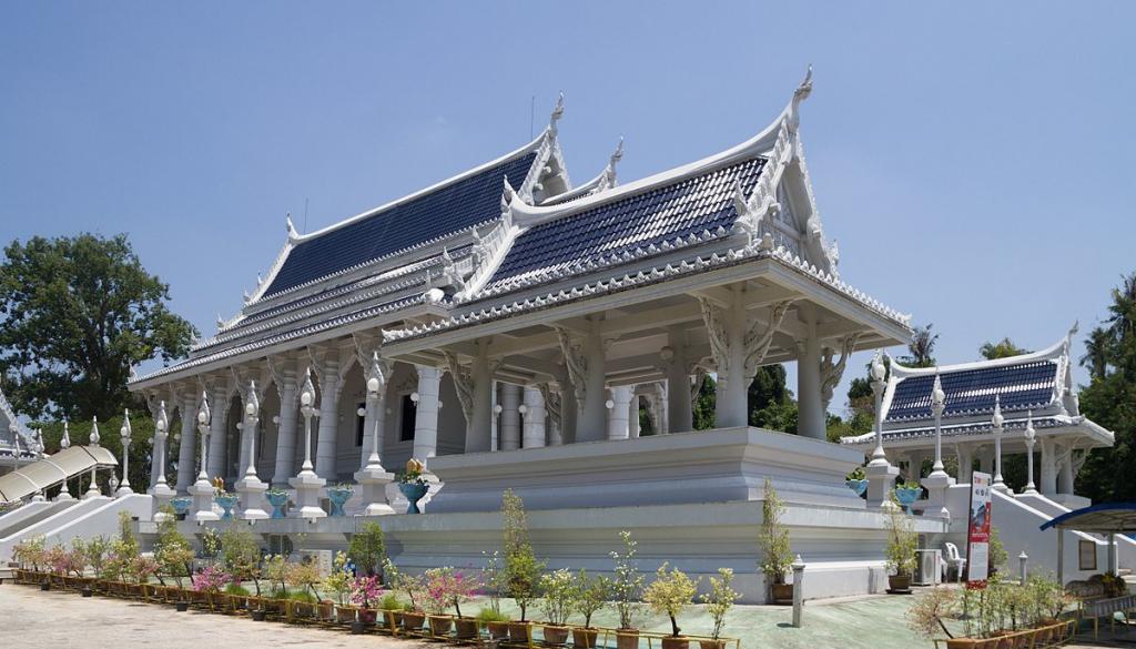 Wat Kaew Korawaram temple