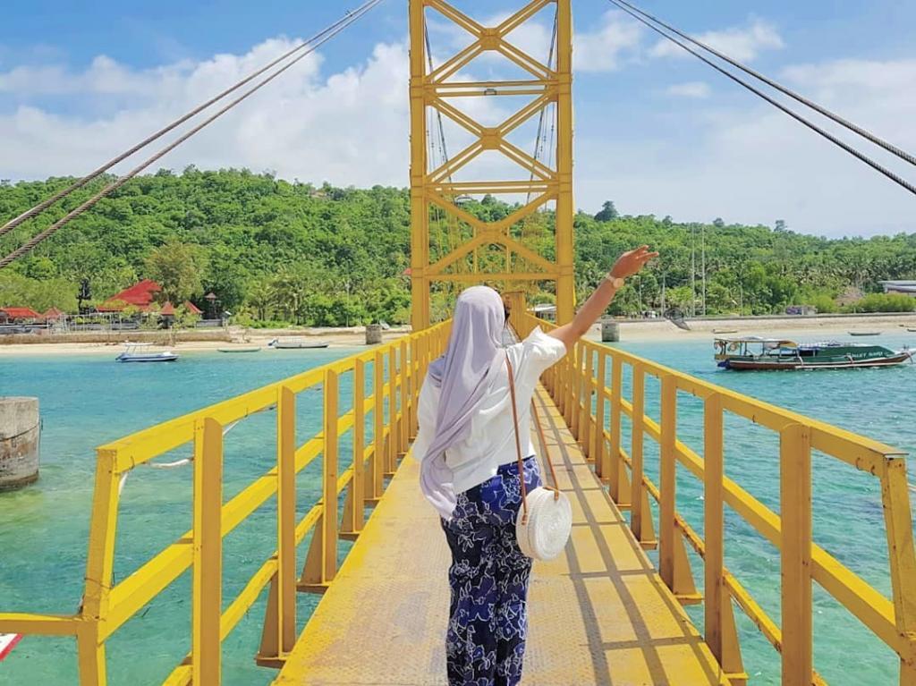 Yellow Bridge Nusa Lembongan