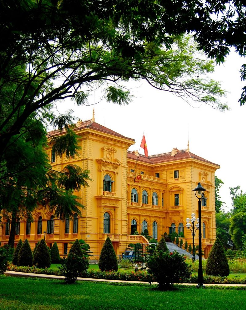 presidential palace hanoi