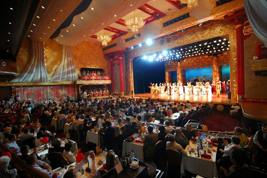 tang-dynasty-music-dance-show-hall