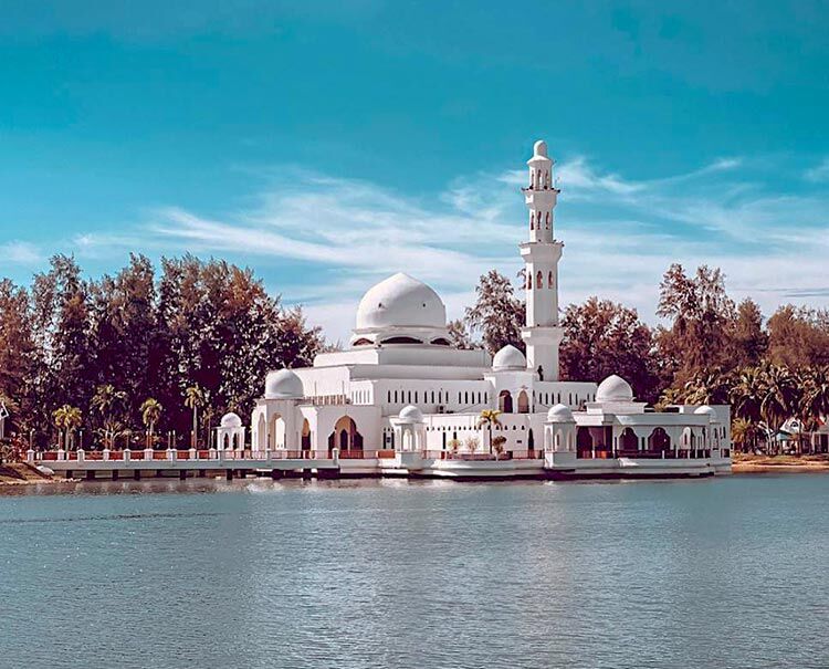 Masjid Tengku Tengah Masjid Terapung