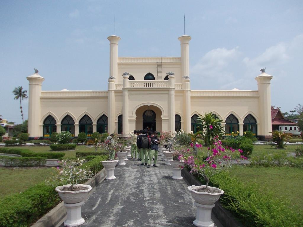 Istana Siak di Siak Sri Inderapura, Kabupaten Siak, Riau