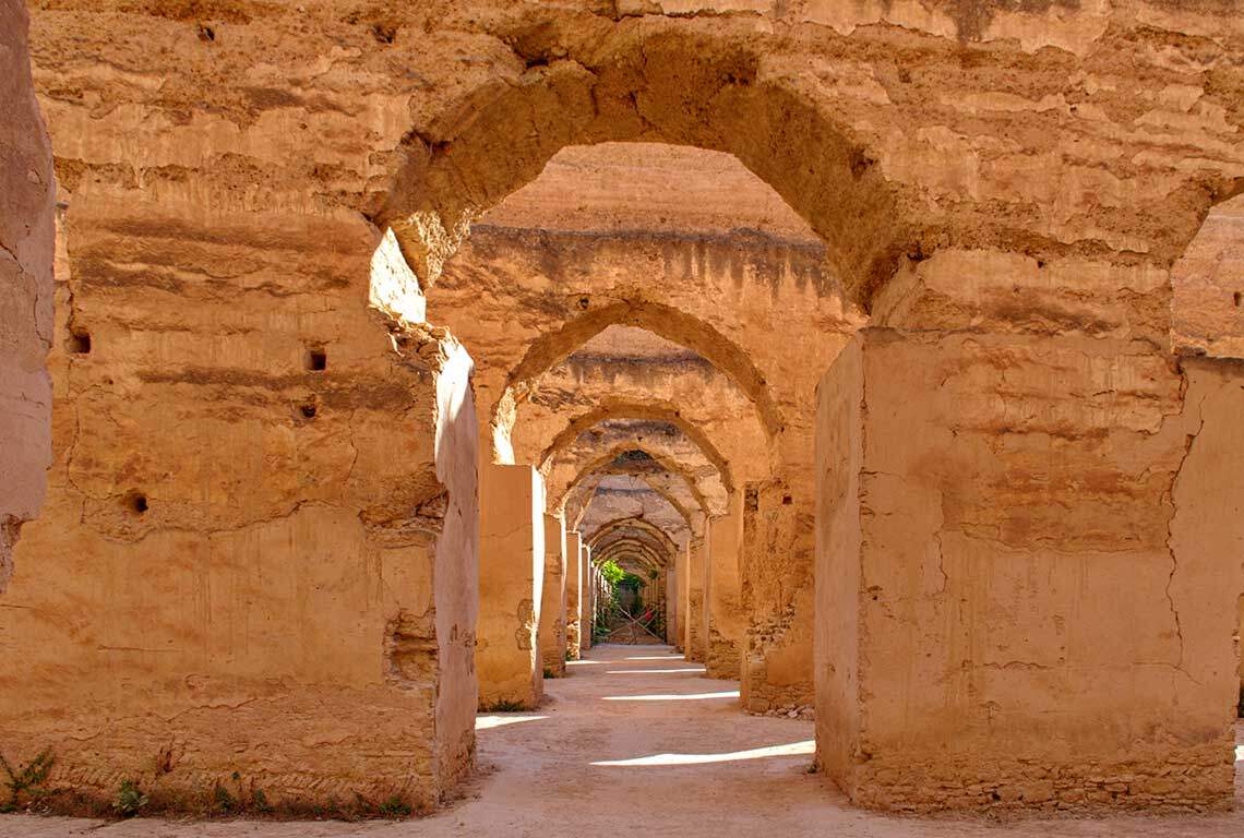 Runtuhan dan lengkungan di Meknes, Maghribi