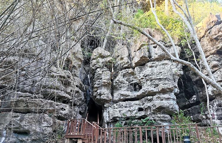 Gua-Batu-Cermin-Yoel-Nasrul