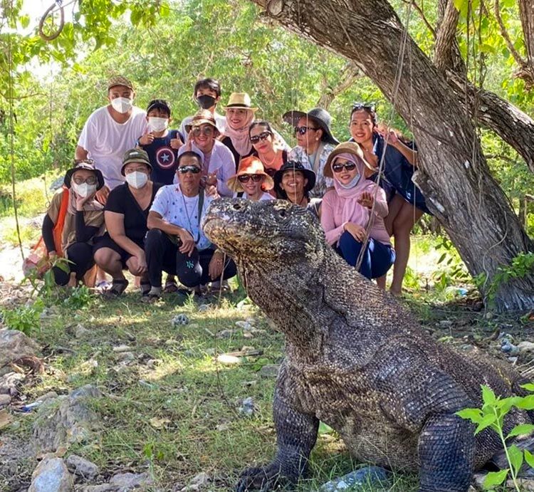 Melihat-Komodo-Yadiyuna