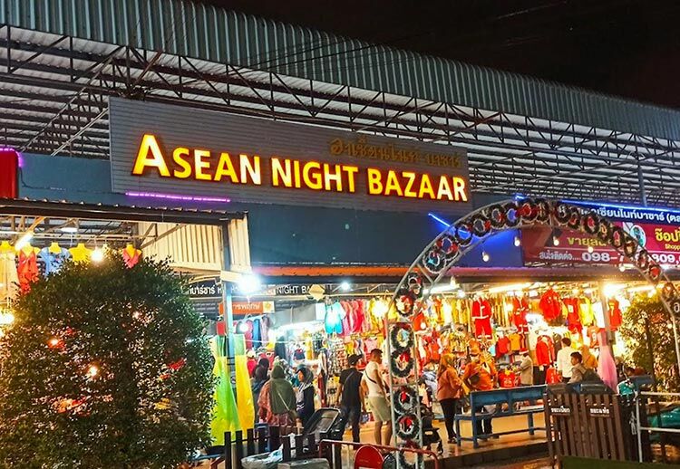 ASEAN-Night-Bazaar-Bryan-Lee