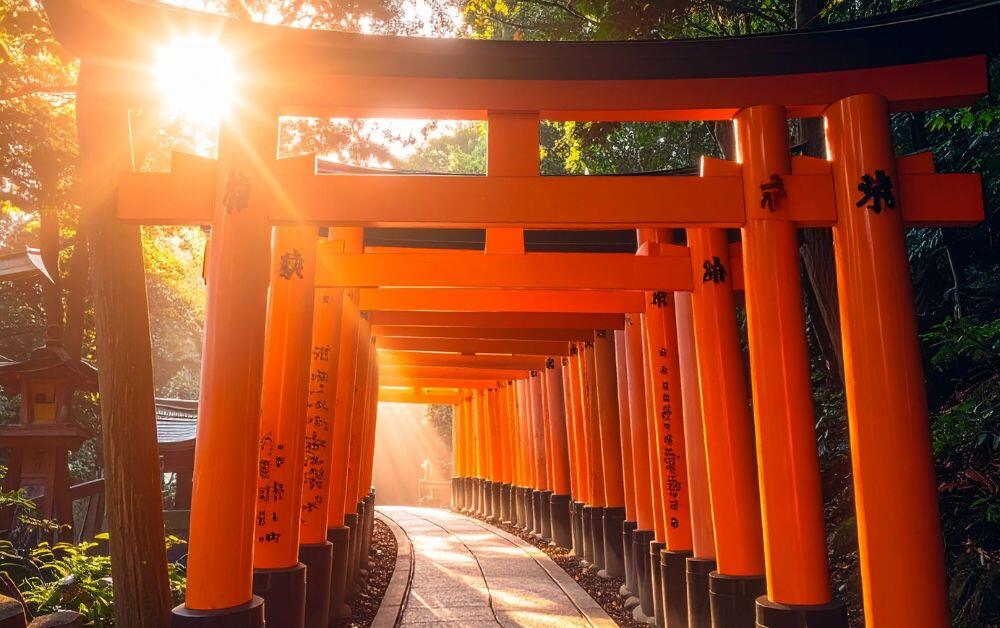 Fushimi Inari Taisha torii gates path