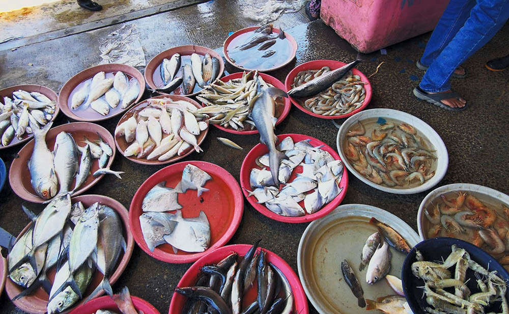 Pasar Bisik