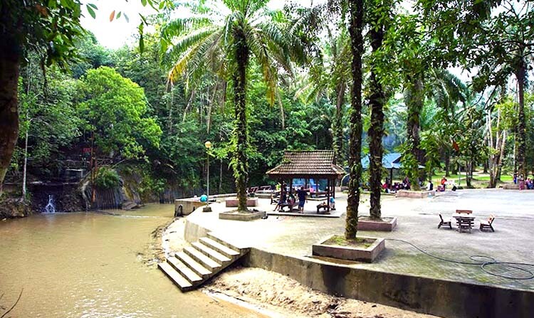 La-Hot-Spring-Kervin-Chong