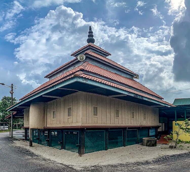 Masjid-Lama-Kampung-Tuan-Ral-Chinta