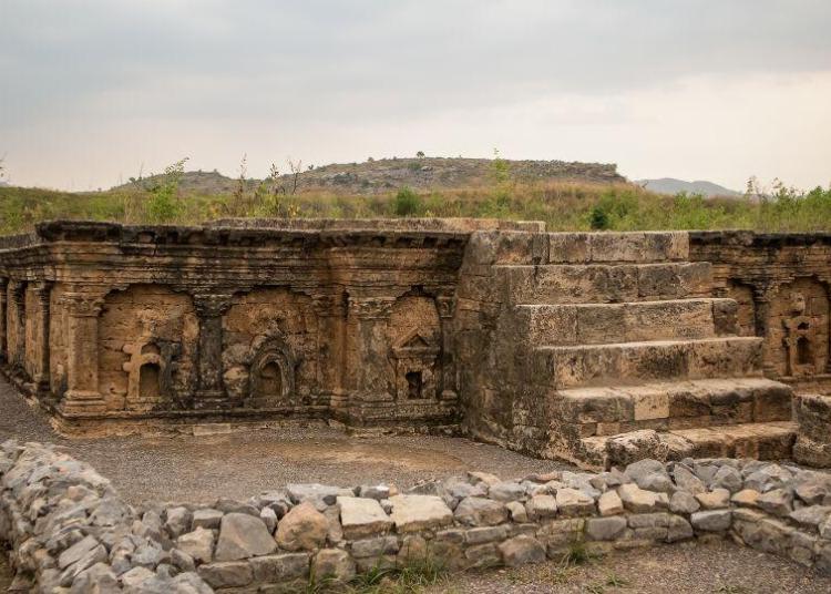 Double-Headed-Eagle-Stupa-at-Sirkap-Taxila-Pakistan-UNESCO-World-Heritage