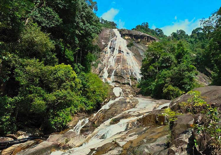 tempat menarik di dabong kelantan