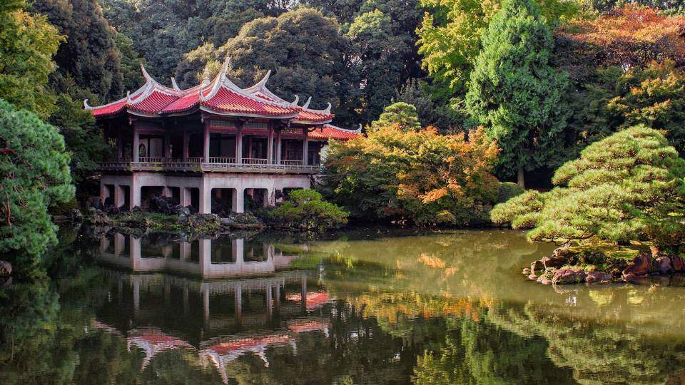 Taman-di-Tokyo