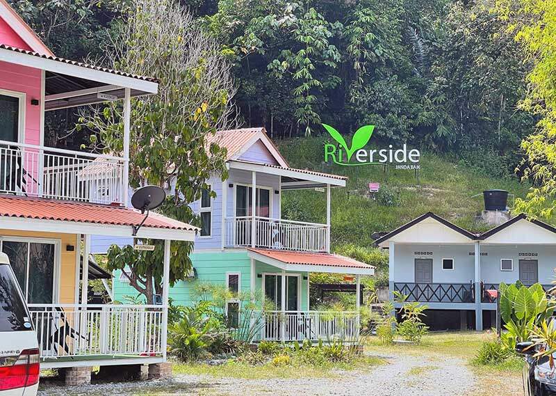 Riverside-Janda-Baik