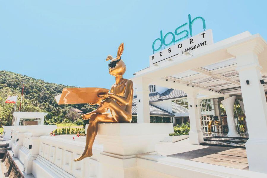 Dash Resort Beach Club